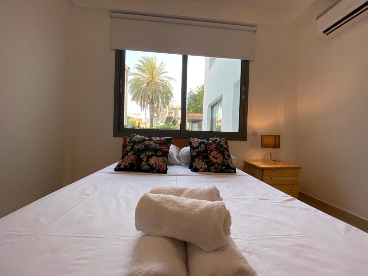 Central Suites Perikleous 53 Down Town Nicosia By Platform 357 Bagian luar foto